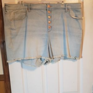 Women Universal Threads Shorts